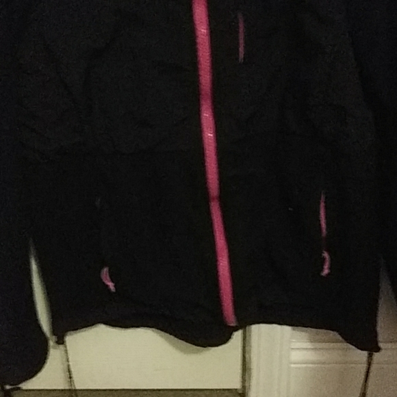 North Face Fleece Jacket - Picture 3 of 4